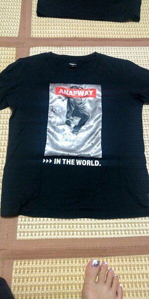 ANAP Tシャツ