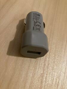 シガーソケット　USB カーチャージャー 超小型 【中古】