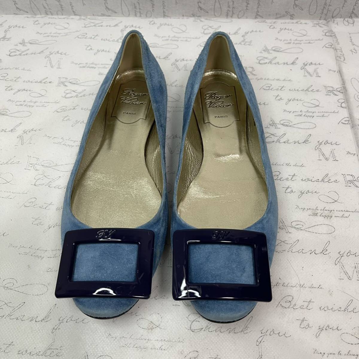 ブルー系,25.5cm最も信頼できる Roger Vivier ロジェヴィヴィエ 38 1/2 純正卸値 RogerVivier ロジェヴィヴィエ フラット エナメル黒 新品 25.5㎝ フラットシューズ/バレエシューズ