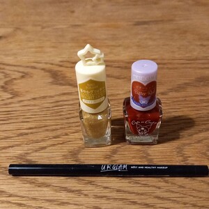 アイライナー マニュキア