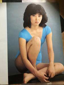 ^_^大滝裕子&荒木由美子&上田美穂さん当時物雑誌グラビア写真集等切り抜き8ページ“超セクシーグラビア！！”E-942