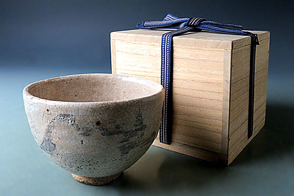 ヤフオク! -「桃山時代 茶碗」(志野) (美濃)の落札相場・落札価格