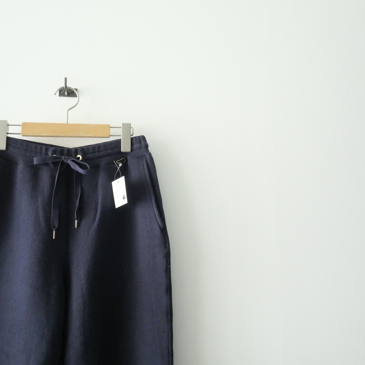 Drawer ドゥロワー ウールジョーゼットドロストパンツ 36 人気ブラドン