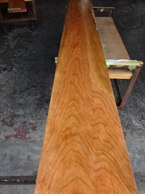 ヤフオク! -一枚板 テーブル(木材)の中古品・新品・未使用品一覧