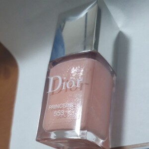 Dior ヴェルニ プリンセス 553