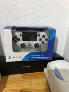 PlayStation4 PS4 純正 ワイヤレスコントローラー DUALSHOCK4 グレイシャー・ホワイト CUH-ZCT2J