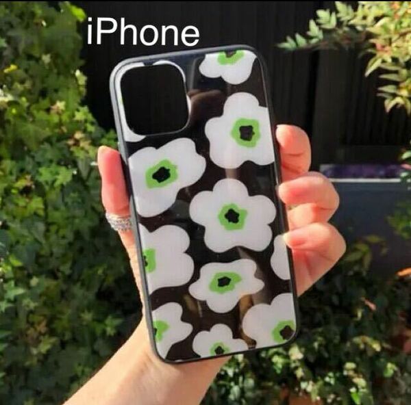 iPhone11ケース 強化ガラスケース　北欧花柄ホワイト　iPhoneケース