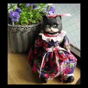 Goebelge- bell Vintage porcelain cat doll doll ornament * 22cm