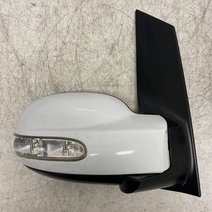 * Mercedes Benz Viano *ABA-639811C right door mirror / white /YC133