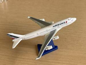 !! オランジーナ限定 「BOEING 747－400」AIRFRANCE ミニチュア飛行機コレクション !!　難有り品