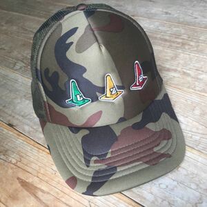 CHILDHOOD x lay-z-boy チャイルドフッド コラボメッシュキャップ CAMO ウッドランドカモ 美品