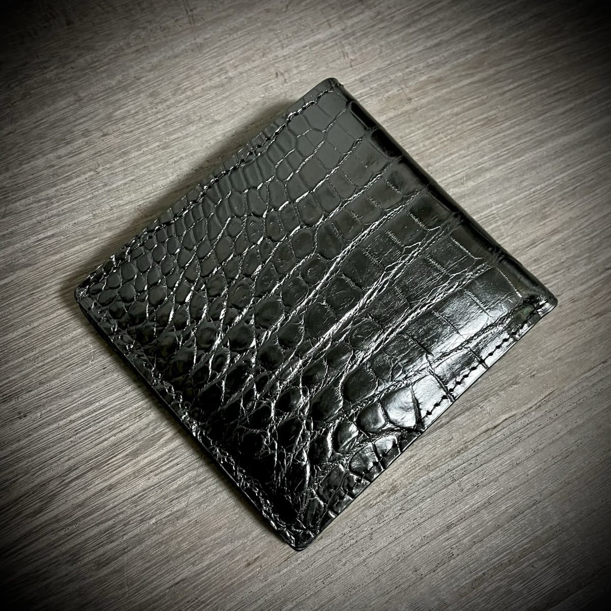 ヤフオク! -クロコダイル 財布 二つ折りの中古品・新品・未使用品一覧