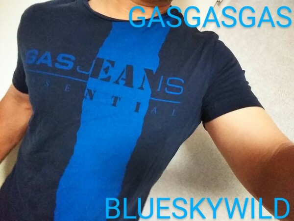 GAS STREET STYLE ツートンカラーデカロゴワイルドTシャツ