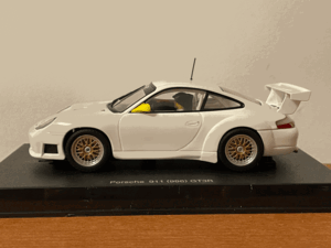 1/32 AUTOart Porsche 911(996) GT3R