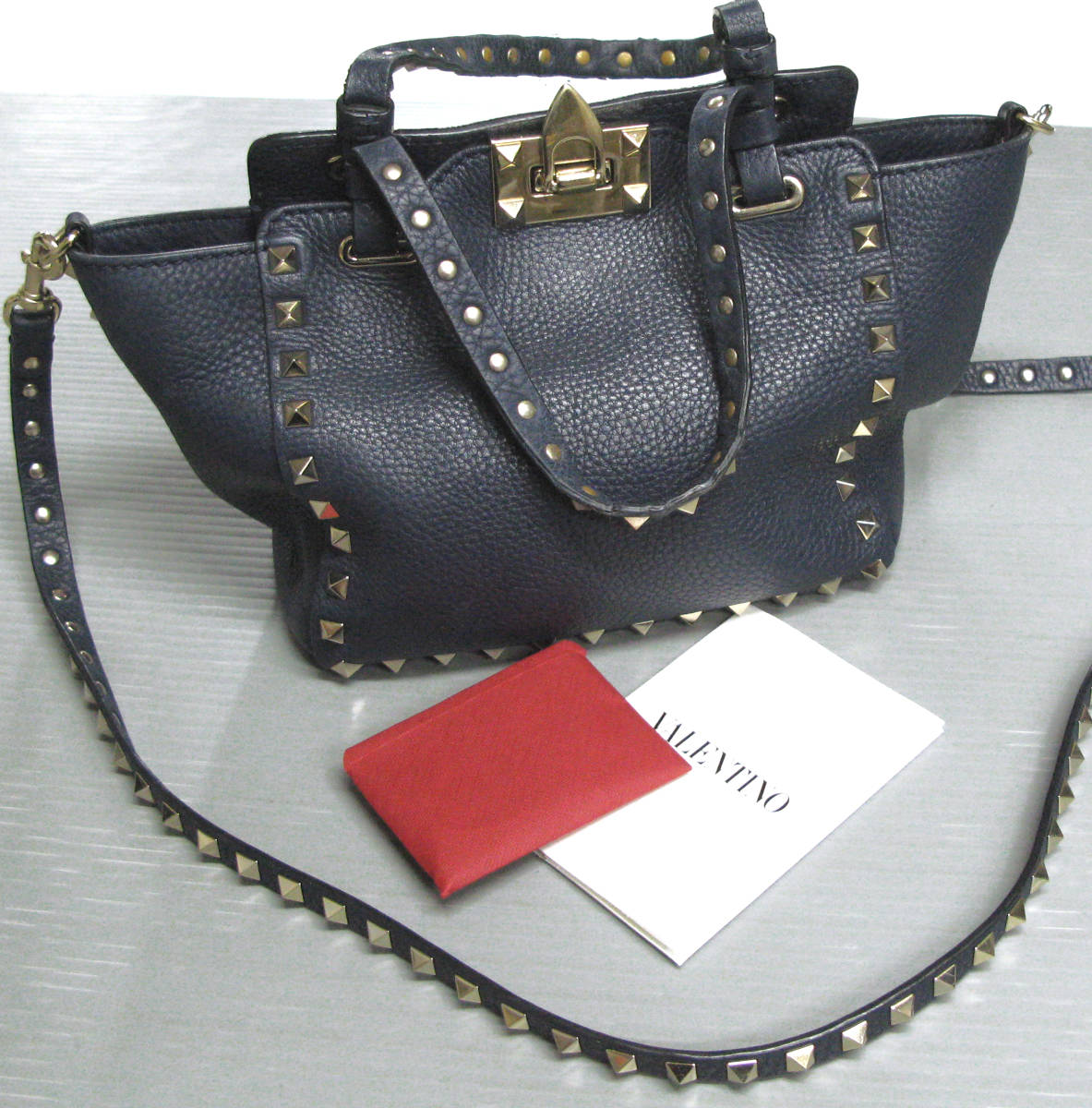 ヤフオク! - VALENTINO GARAVANI|バレンティノガラバーニの中古品・新品