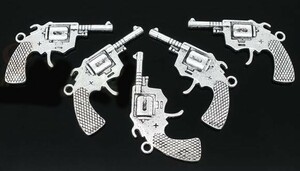 10個入アクセサリーチャームメタルチャーム（Gun）アンティークシルバーカラー40mm×26mm