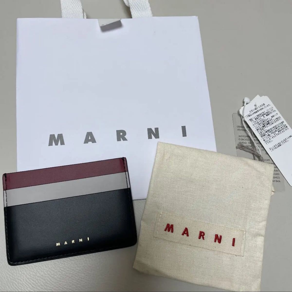 新品100%本物 MARNI PVC カードケース マルニ｜PayPayフリマ