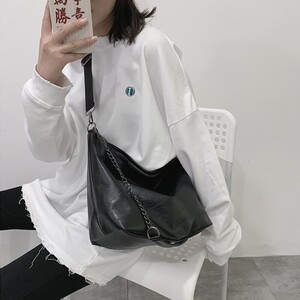 ショルダーバッグ レディース 斜めがけ レザー 韓国 チェーン 大容量 シンプル 黒 おしゃれ 定番 カジュアル 2way かばん