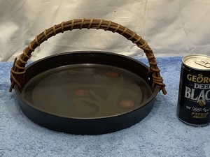  керамика производства чёрный Satsuma рисовое поле. . обжиг в печи .. есть кондитерские изделия тарелка? диаметр 24.( труба 09) осмотр прикладное искусство керамика керамика Satsuma . кухня посуда 
