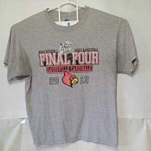 zcl-03t♪アメリカ古着NCAA アメフト Louisville Cardinals2013 Tシャツ USサイズ－M　グレー