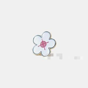 【新品 Supreme 17SS Flower Pin】 フラワー 花 照準 拳銃 ターゲットマーク ピンバッチ button box logo apc fuck em! louis vuitton