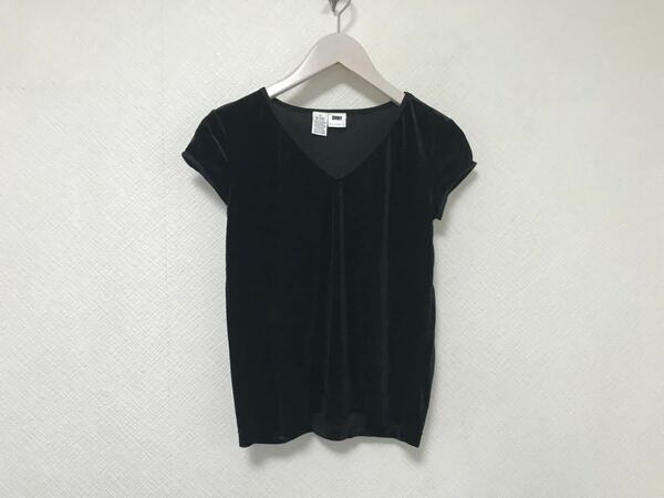 美品本物ダナキャランDKNYストレッチVネックベロア半袖Tシャツレディースビジネススーツパーティーアメカジミリタリー黒ブラックフリー