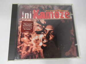 CD/ヒア・カムズ・ザ・ホットステッパー/Here Comes the Hotstepper/アイニ・カモーゼ/Ini Kamoze/レゲエ/CK 67056/中古品/KN4278/