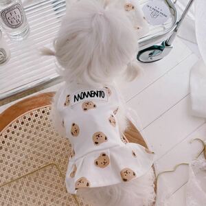 【新品未使用】くま　韓国　フレアスカート　Sサイズ　 犬服　ペット服　ペットアクセサリー　ワンピース　小型犬　テディベア　クマ　