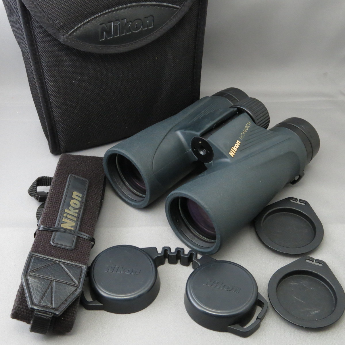 コジマYahoo!店ニコン Nikon コジマ|8倍双眼鏡「モナーク M7(MONARCH