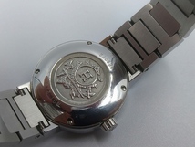 美品 HERMES エルメス ノマード N01.210 スイス製 ホワイト系文字盤 デイト オートクオーツ レディース 腕時計_画像8