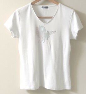 【新品】小鳥プリント　Vネック☆ストレッチTシャツ　