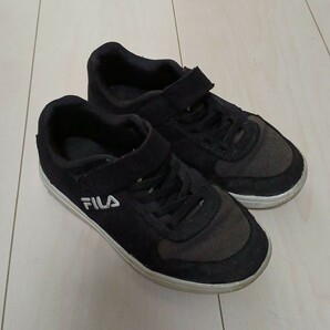 FILA　ﾌｨﾗ　ｽﾆｰｶｰ　18㎝