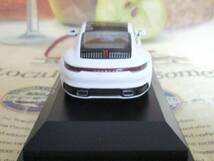 ☆レア絶版*ディーラー限定*Minichamps PMA*1/43*Porsche 911 (992) Carrera 4 ホワイト*ポルシェ_画像4