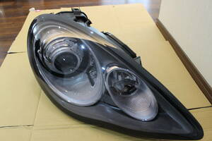 [ used ] Porsche GTS head light right [ valve(bulb) none ]