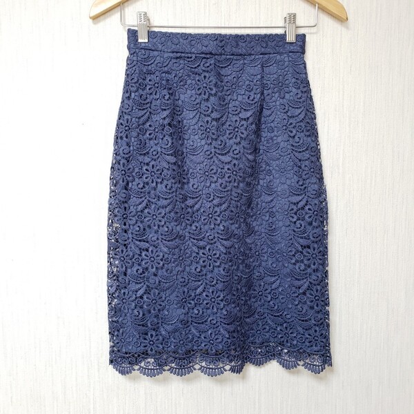 UNIQLOレースタイトスカート