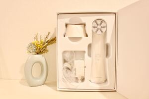 【期間限定出品】LIFTUNE リフチューン 美顔器 おうちエステ 美容 美白 毛穴 ケア スキンケア サロン