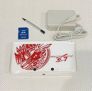 ニンテンドー3DS モンスターハンター3(トライ)G スペシャルパック 本体動作品 送料無料 任天堂 Nintendo