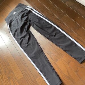 アディダス レギンス
