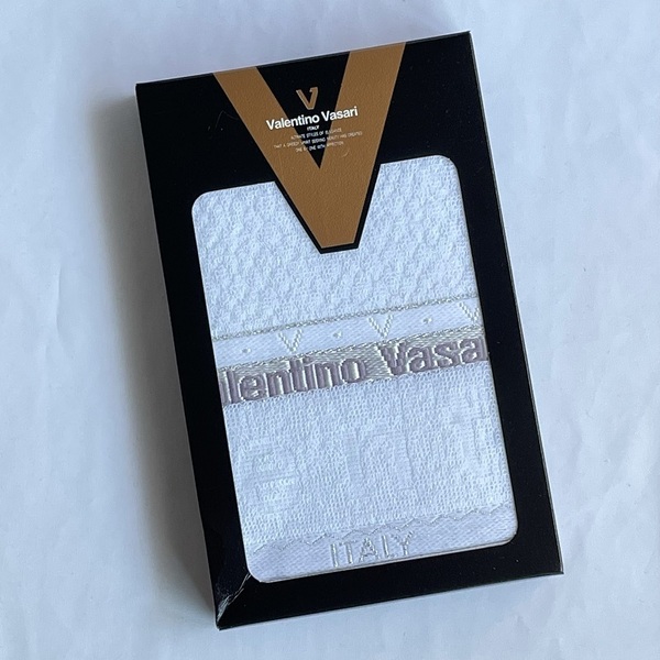 【新品】Valentino Vasari バレンティノ フェイスタオル ホワイト　箱入り