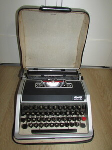  prompt decision commodity ( Aizu . pine * old house * delivery )( old era. typewriter ) junk * Showa Retro * valuable * rare article 