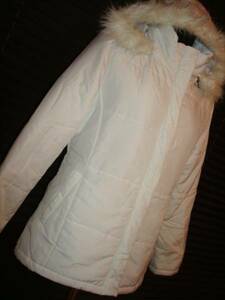 ■ MARVIENTO 白 ホワイト 取り外し可能 フード付き ファー付き 中綿入り ジップアップ レディース ブルゾン コート ジャケット Mサイズ 38