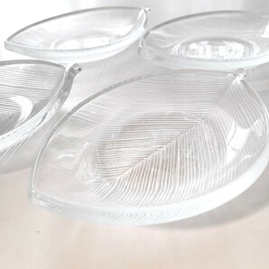 【昭和レトロ】ガラス　リーフ型　葉っぱ　夏　小皿　菓子皿　ハワイ　4枚セット