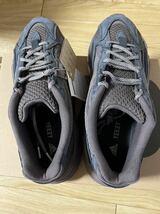 【新品 未使用 送料無料】 adidas YEEZY BOOST 700 V2 MAUVE GZ0724 29cm US11 アディダス イージー カニエ 29_画像3