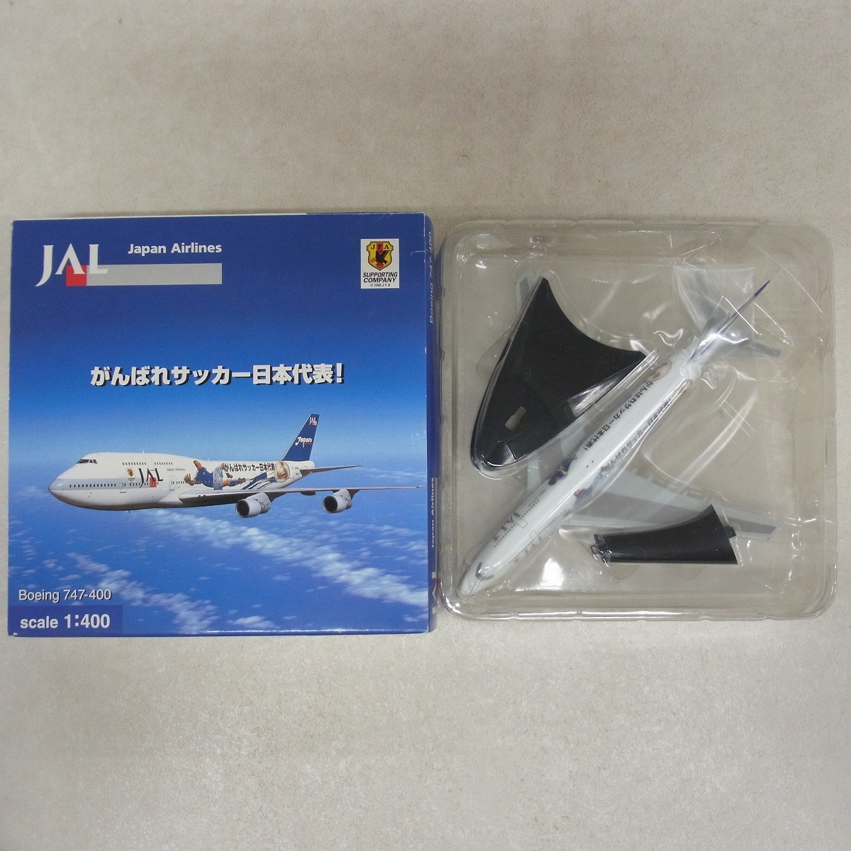 JALUX 1/144 JAL 747-400 BJE1001 パックミン製 日本航空 observatori ...