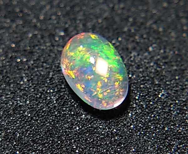 極美品! メキシコオパール 0.34ct オーバル カボション ルース(LA-5496)