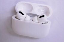 Apple アップル AirPods Pro MWP22J/A イヤホン＋チャージングケースセット ワイヤレスイヤホン ∫U2093_画像1