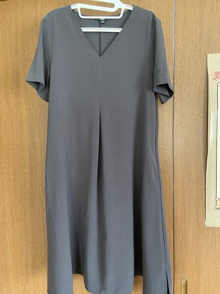 UNIQLO Vネックドレープワンピース S グレー