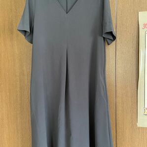 UNIQLO Vネックドレープワンピース　S グレー