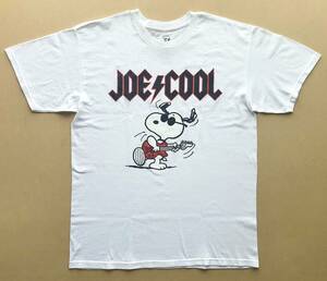 PEANUTS JOE COOL ベース弾き 丸首Tシャツ Lサイズ ホワイト　ピーナッツ　ジョー・クール　スヌーピー　SNOOPY　ベース演奏