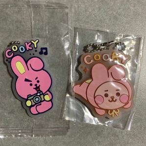 BT21 ガチャ　ラバーマスコット　COOKYセット